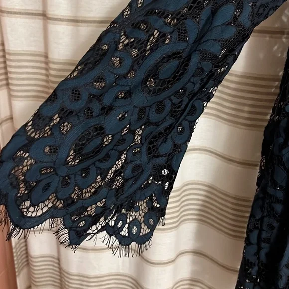 Top - Picture 3 of 4